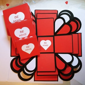 Caja explosiva svg cajas de 3 capas con tapas y lados separados para caja más grande, regalo, cricut