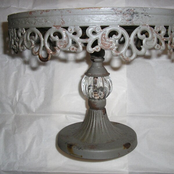 Metal Cake Stand     Simply Beautiful