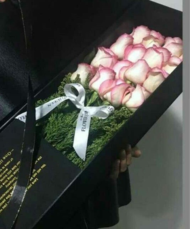 A Dozen Real Roses Long Stemmed Rose Bouquet in box 24K Real Roses You choose color Simply Beautiful !