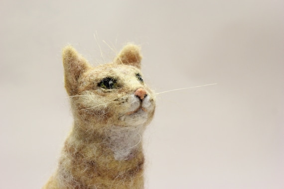 Needle Felted Cat Sculpture: Custom Pet Portrait, Wool Miniature