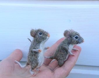 Needle felted  mouse, Miniature soft sculpture