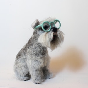 Nadel gefilzte Skulptur Schnauzer, Tierportrait nach Maß, individuelle Hunderassen auf Bestellung