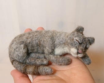 Needle felted gray sleeping cat Miniature soft sculpture gift