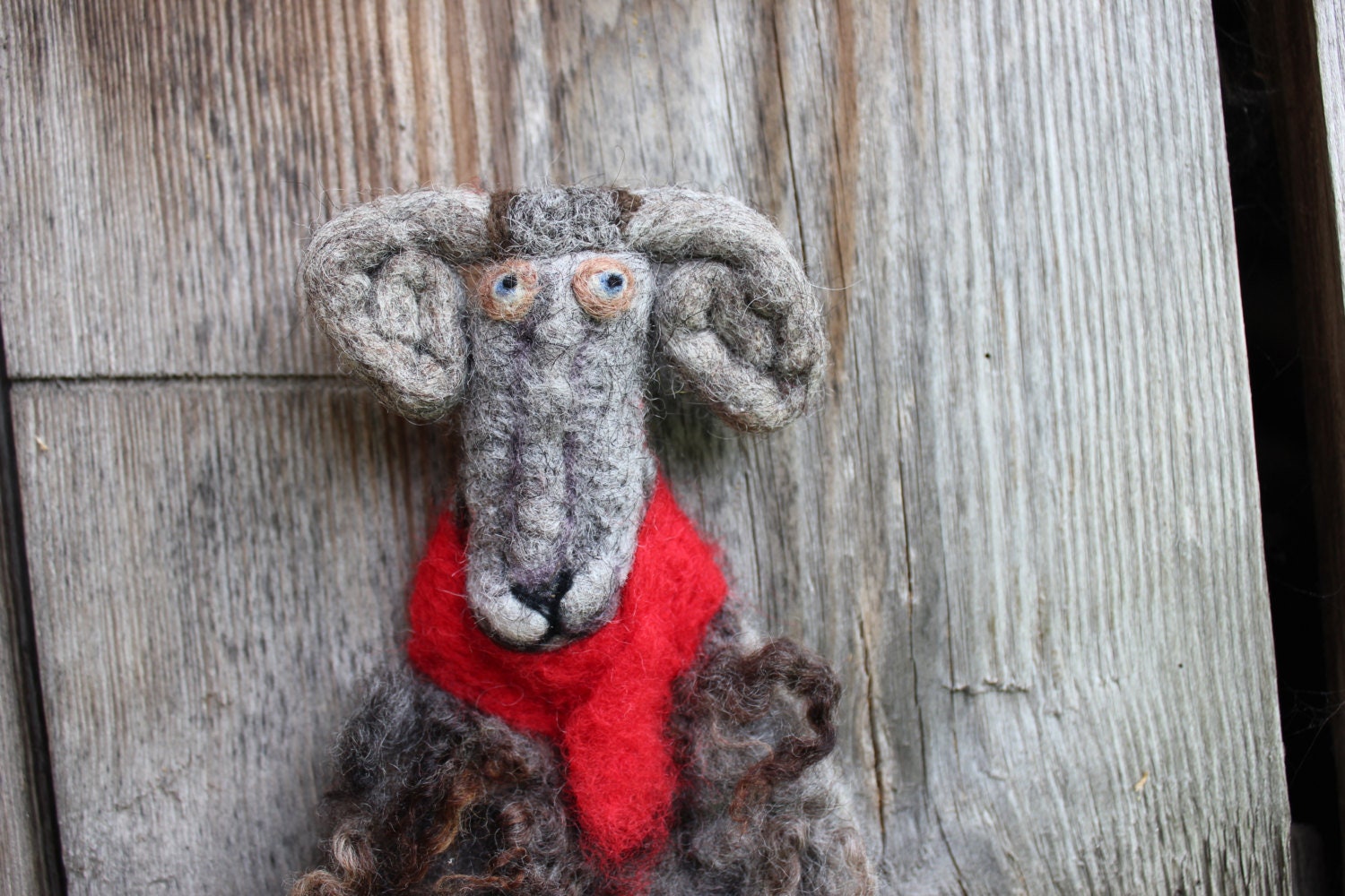 Needle Felted Sheep Eco Friendly Needle Felted Animal Christmas Wall Hanging Ornament