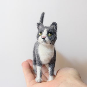 Custom Cat Portrait. Needle Felted Pet Portrait. Custom Cat Sculpture. Sitting Cat made to order. DaliaNerijusFelt image 1