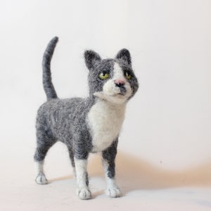 Custom Cat Portrait. Needle Felted Pet Portrait. Custom Cat Sculpture. Sitting Cat made to order. DaliaNerijusFelt image 4