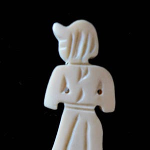 Vintage Carved Bone Brooch/ Hand Carved Bone Pin