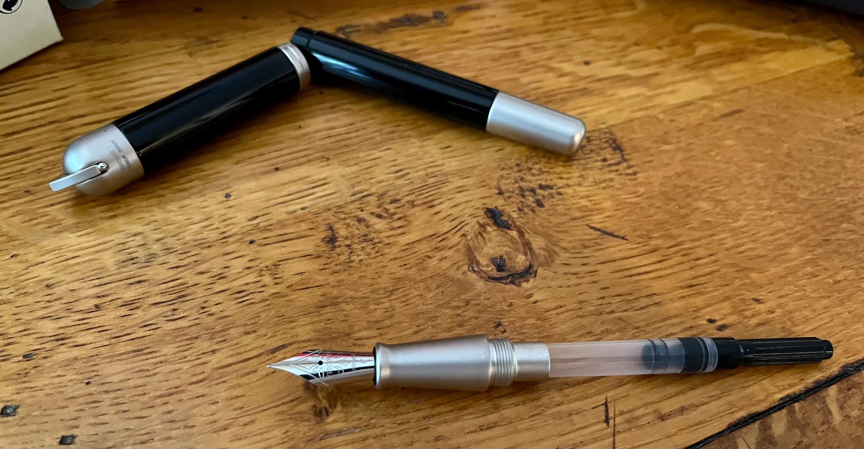 2001 Visconti Firenze Pericle Fountain Pen/ Black Acrylic, Chrome