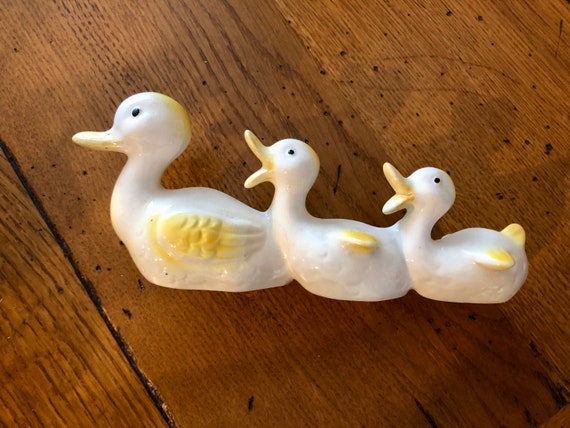 Vintage Ceramic 3 Duck Figurine 3 Ducks pillowcase | Etsy