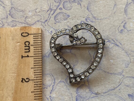 Vintage old stock 80's silver tone heart brooch m… - image 6