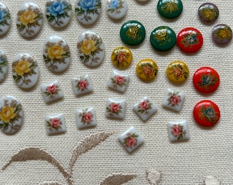 Lot true vintage tiny porcelain flat back cabochons - jewellery, dolls house