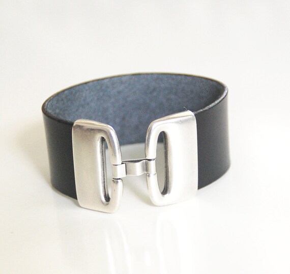 Items similar to Leather Cuff Bracelet Cuff Bracelet Men's Cuff