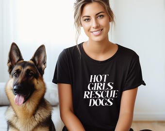 Chicas calientes rescatan perros