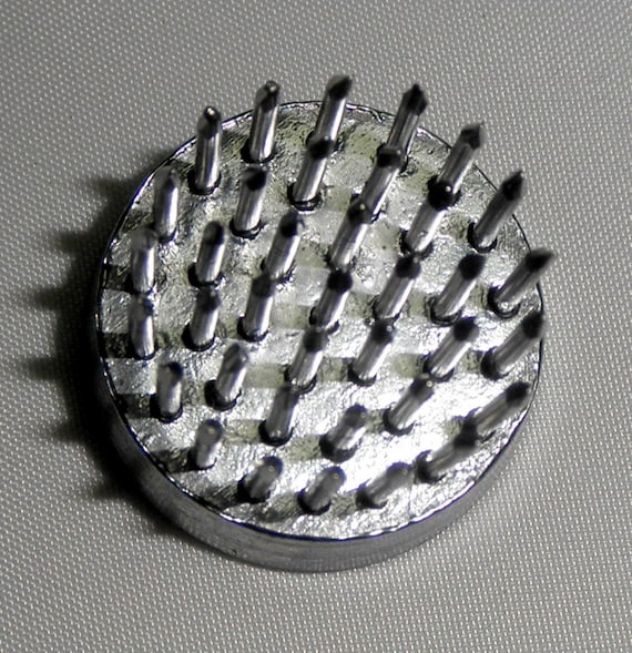 23mm or 7/8" Diameter Floral Pin Frogs  Kenzan  Flower Arranger Holder for Japanese Ikebana Vases or Stands Stainless Steel Pins