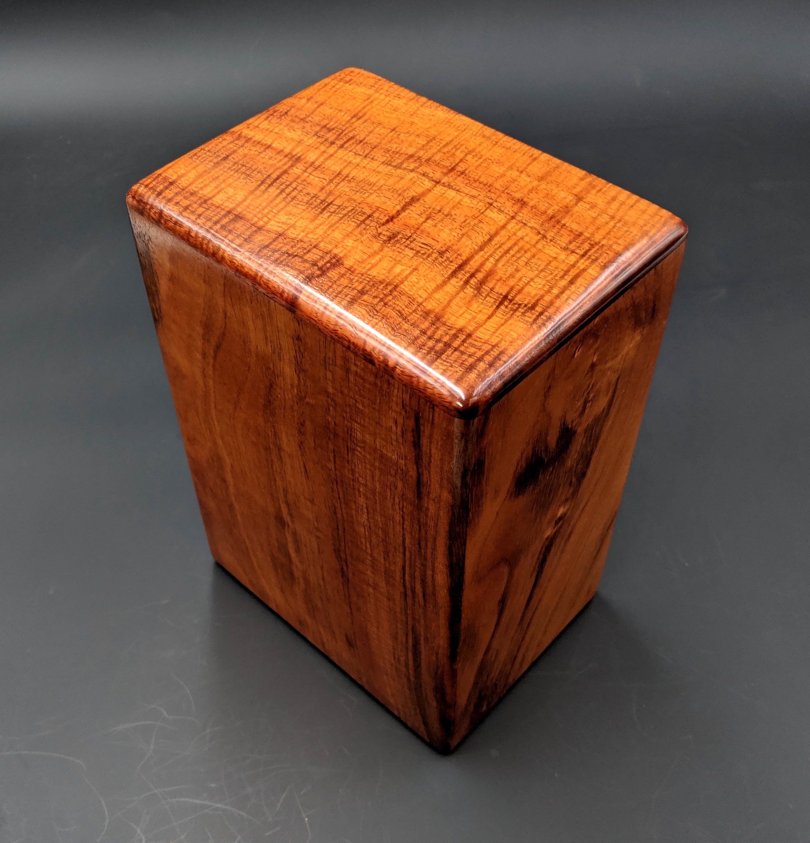 Large Curly Hawaiian Koa Wooden Memorial Cremation Urn... 7wide x 5deep