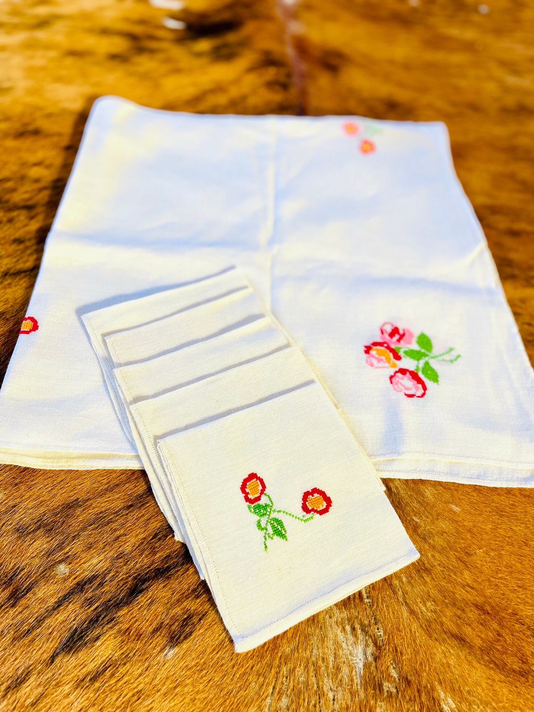 Vintage Floral Needlepoint Tablecloth and Napkin Etsy New Zealand