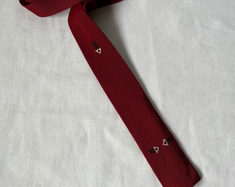 Vintage WEMBLEY Krawatte quadratisches Ende 2" nos deadstock RAB vlv mod geo Wappen