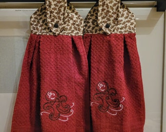 Gingerbread Christmas Hanging Towel, Christmas Towel, Holiday Towel, Gift Towel ,  free shipping