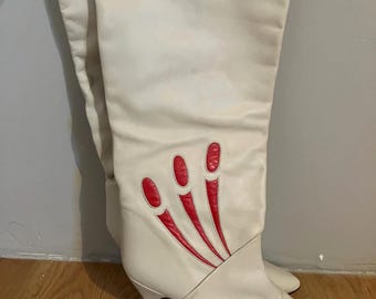Women's vintage 80s cream tall leather boots