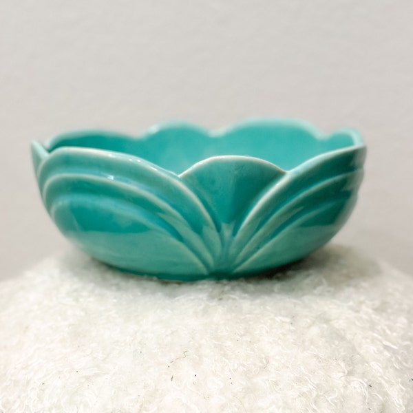 Vintage Pottery - Turquoise Flower Bowl