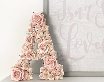 Carta de flores, letras de flores, berçário de letras florais, letras de flores para berçário, carta floral, berçário de letras de flores, decoração de berçário