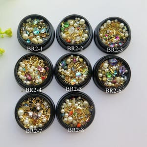 1Jar Cute Hight Quality Mix-Designs Different Decos Mixed Pearls Studs Rhinestone Nail Decoration BR2