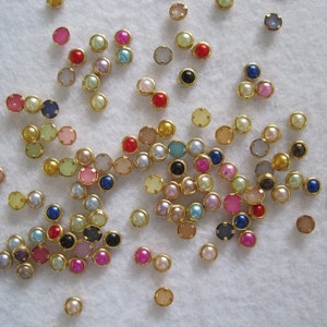 100pcs Cute 4mm Mix Color Pearl with Gold Outside Decoration Nail Art decoration OD-114