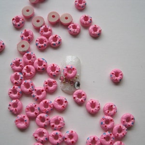 RC-122-4 30pcs schattige roze Donut decoratie hars decoratie Nail Art decoraties