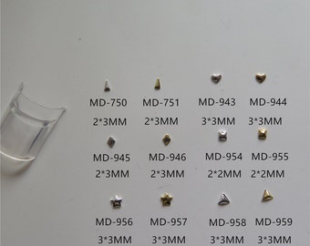 30 sztuk Mały trójkątny serce gwiazda kwadratowy ćwiek ozdoba fantazyjne metalowe zawieszki metalowa ozdoba zdobienie paznokci ozdoba telefonu komórkowego