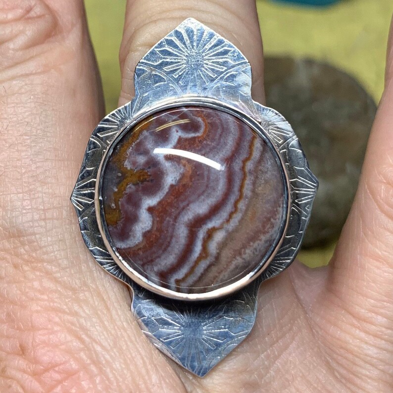 Lotus ring