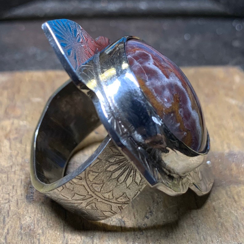 Lotus ring