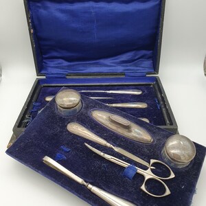 Set manicure in argento antico Jones & Crompton