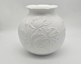West German White Ceramic Vase - Kaiser 663 Signed M. Frey
