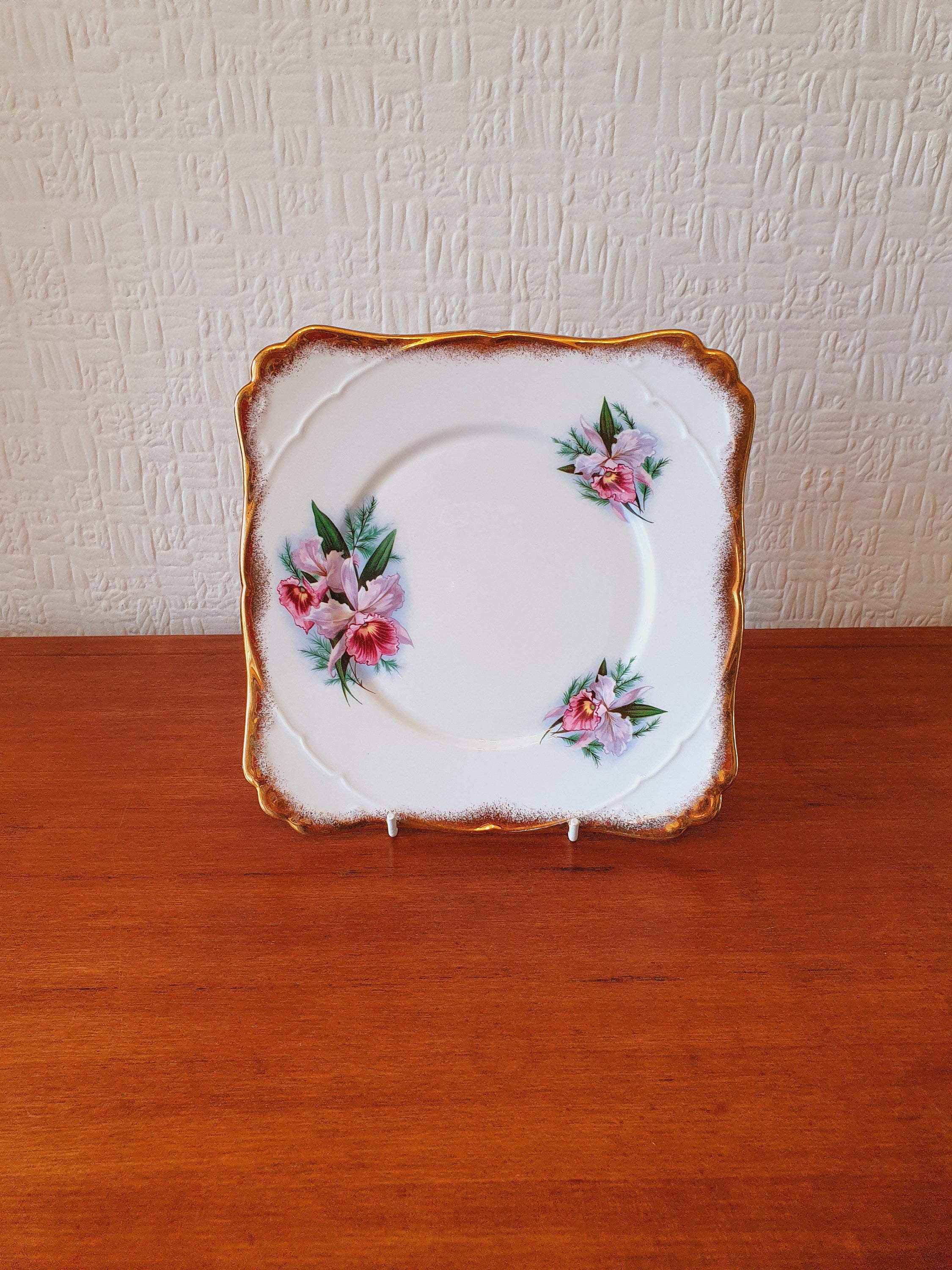 Plates Kitchen & Dining Beautiful Salisbury Bone China Cake Plate