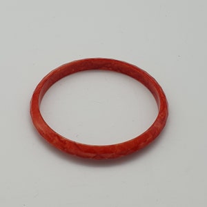 Vintage Plastic Bangle - Stacking Bracelet