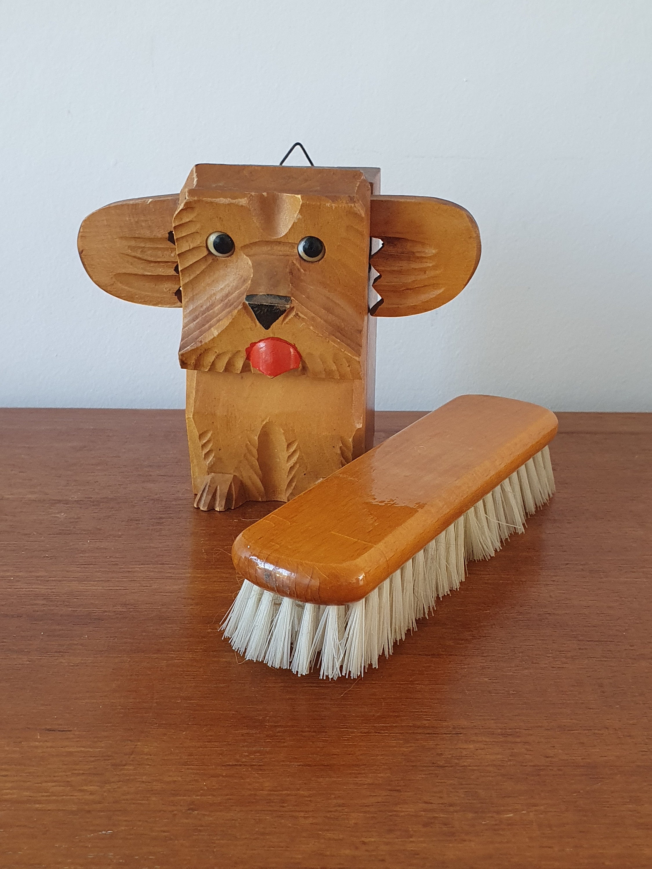 Hand Carved Scottie Dog Brush Holder 