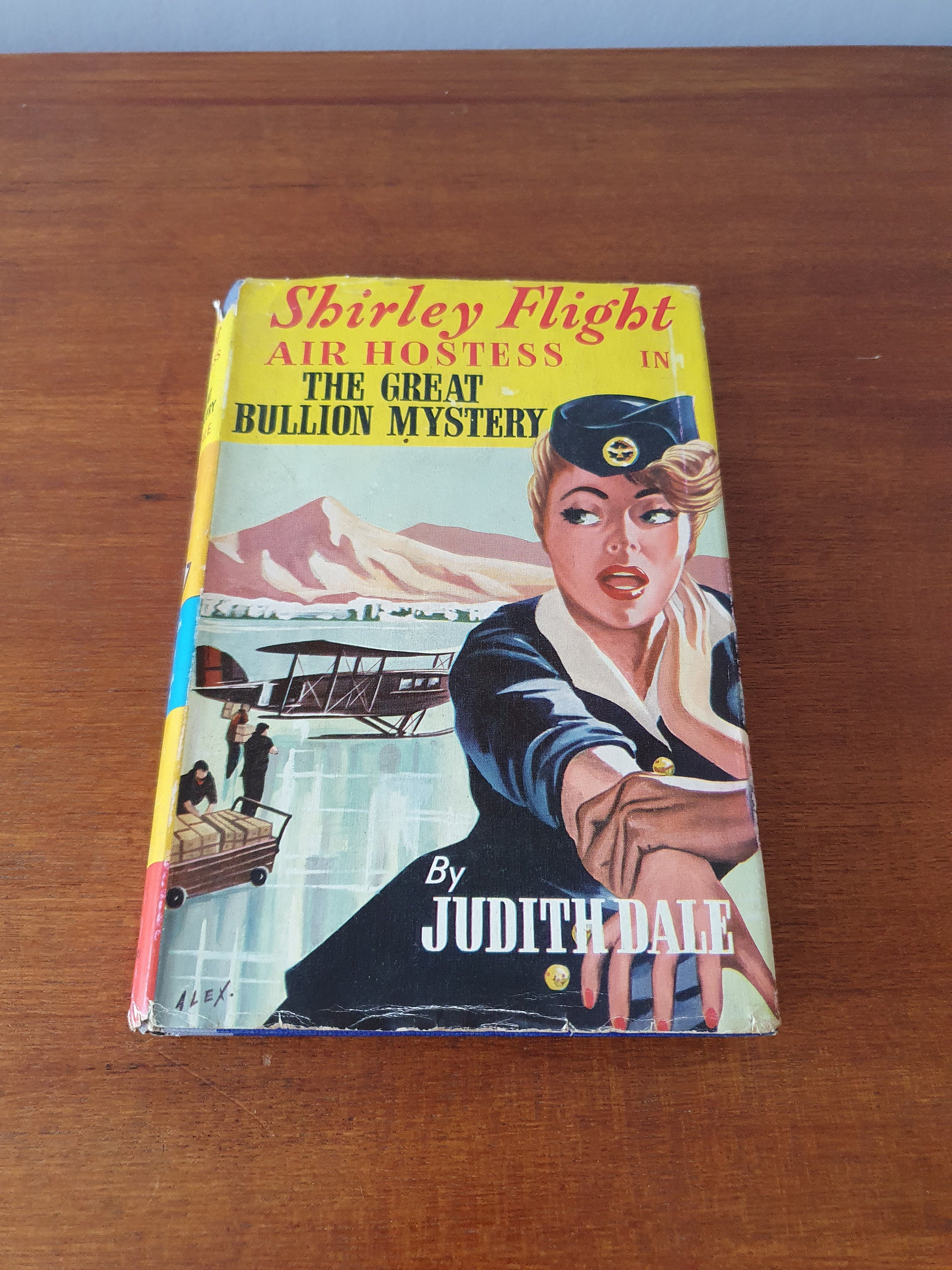 Shirley Flight Air Hostess Gran misterio de lingotes - Etsy México