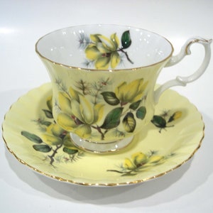 Royal Albert Tea Cup and Saucer, Yellow tea cup and saucer set.