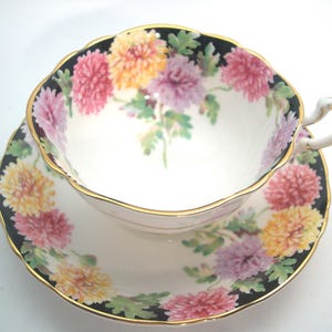 Paragon Double Warrant Tea cup And Saucer, Antique 1940's Paragon Mums tea cup set