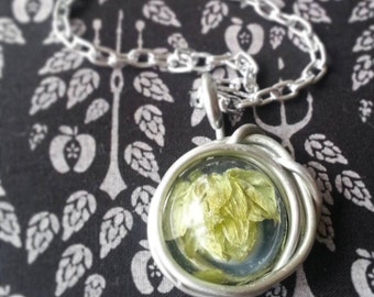 Round Silver Hop Necklace