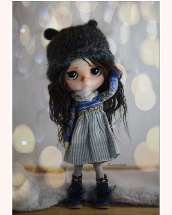 custom blythe doll