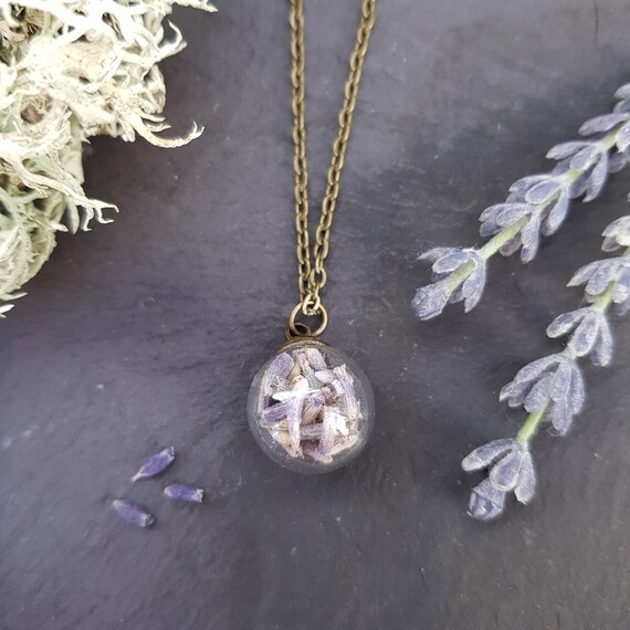 Medium Purple Globe Terrarium Rose Necklace