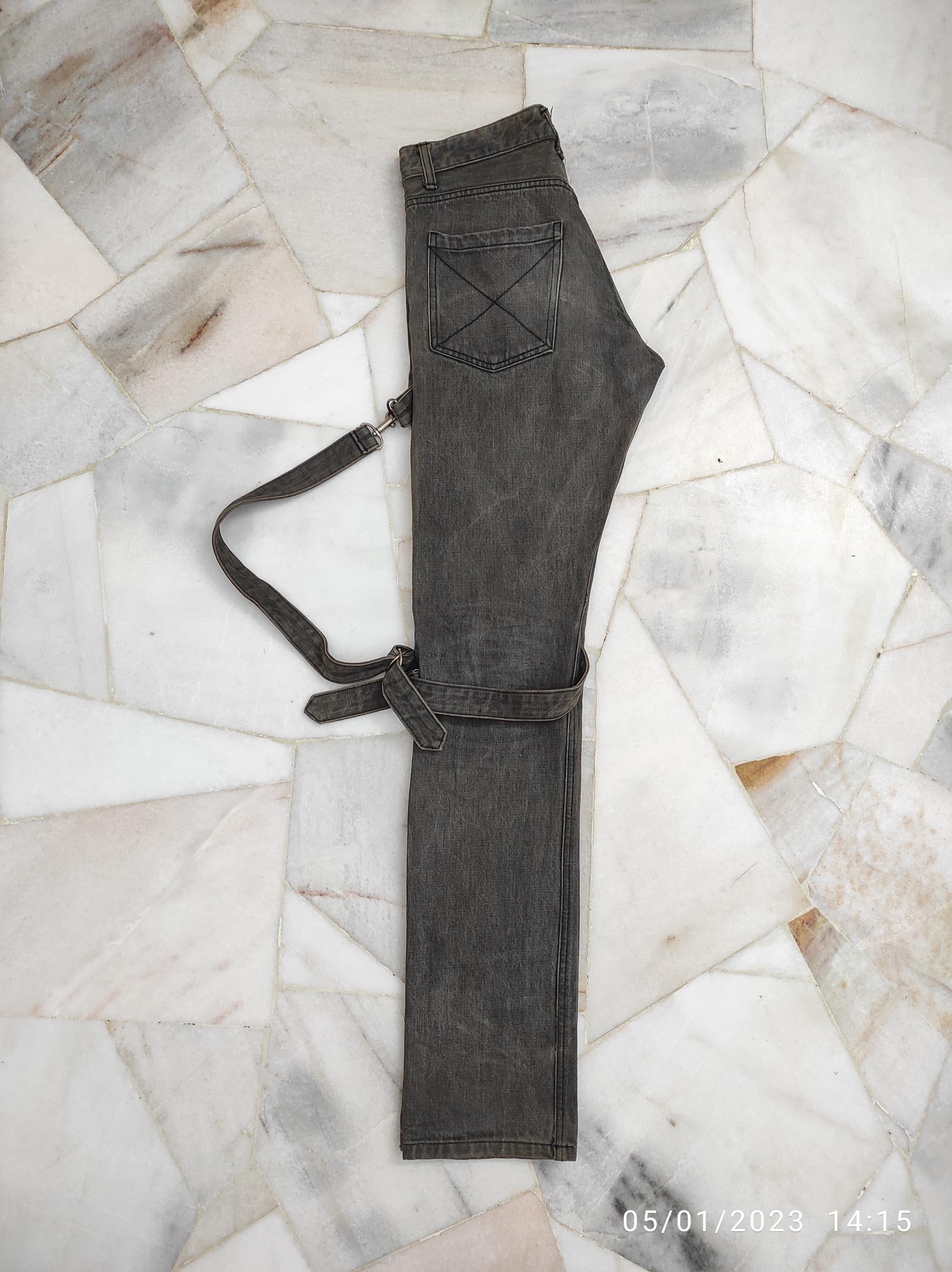 FW2000 Archive 20471120 HYOMA Selvedge Bondage Logo's Jeans