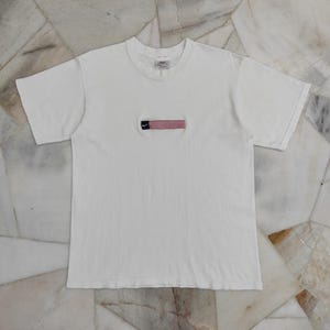 Maglietta Box Logo con bandiera americana ricamata vintage anni '90, molto rara