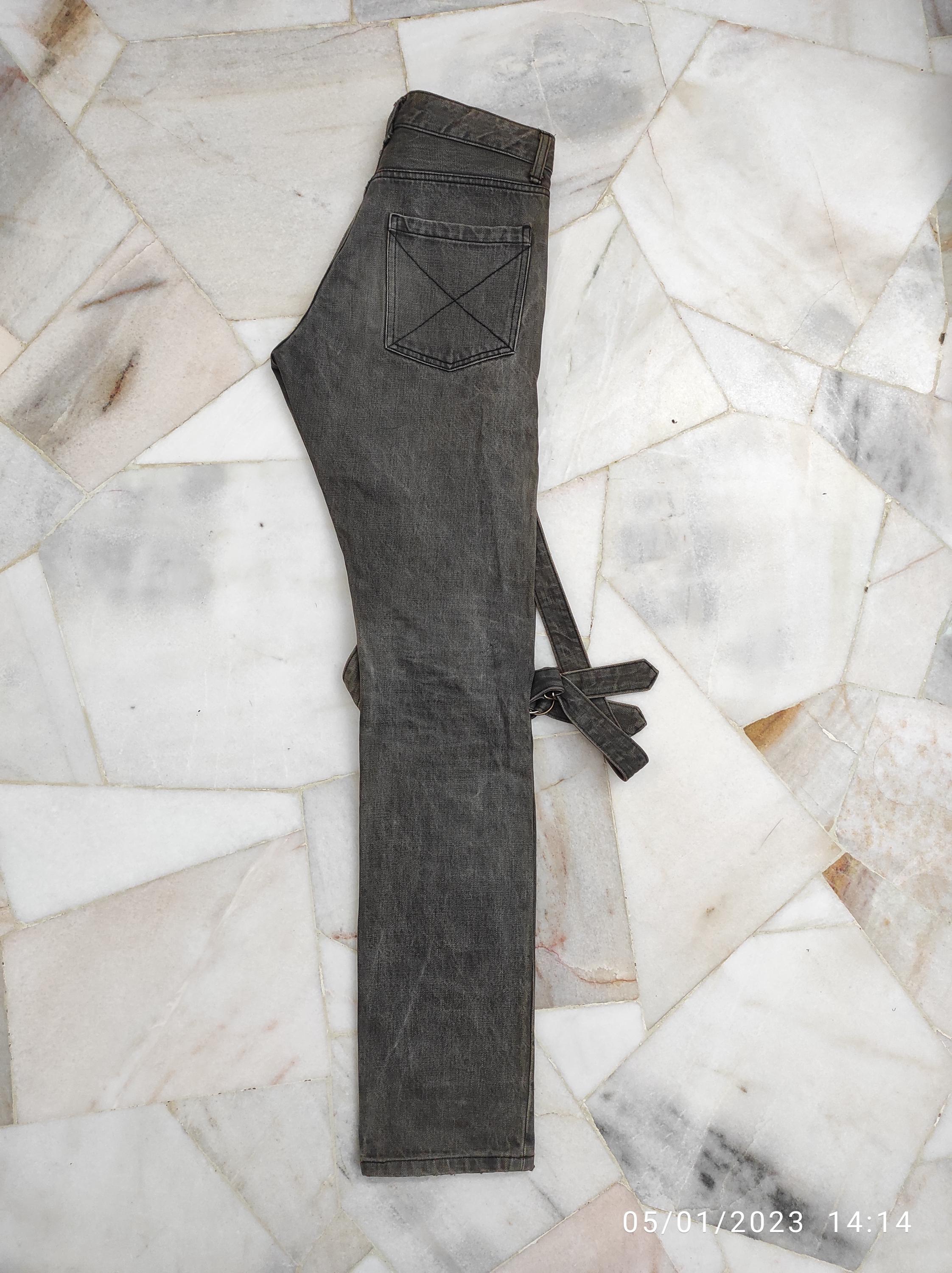 FW2000 Archive 20471120 HYOMA Selvedge Bondage Logo's Jeans