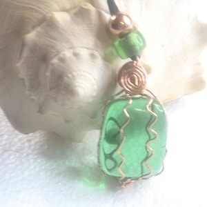 Collier métaphysique d'amulette d'énergie LIFEforce en pierre de Gaia d'obsidienne verte par l'artiste guérisseur chamanique Azurae Windwalker