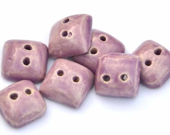 Botones cuadrados de cerámica hechos a mano en violeta suave