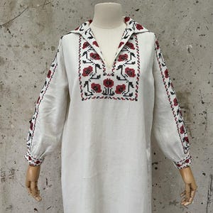 acacia embroidered midi dress Zimmermann Acacia Scallop Midi Skirt Yellow Floral – blueandcream main image 0