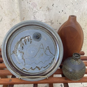 VTG 70’s Large Hand Thrown Ceramic Plate/Platter Signed Studio Pottery STEARNS