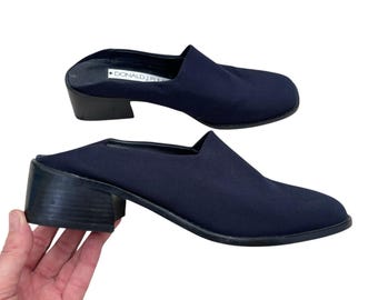 Sandalias estilo mules Donald J. Pliner, estilo vintage Y2K, color azul marino, con punta cuadrada y tacón de bloque, 7,5 m